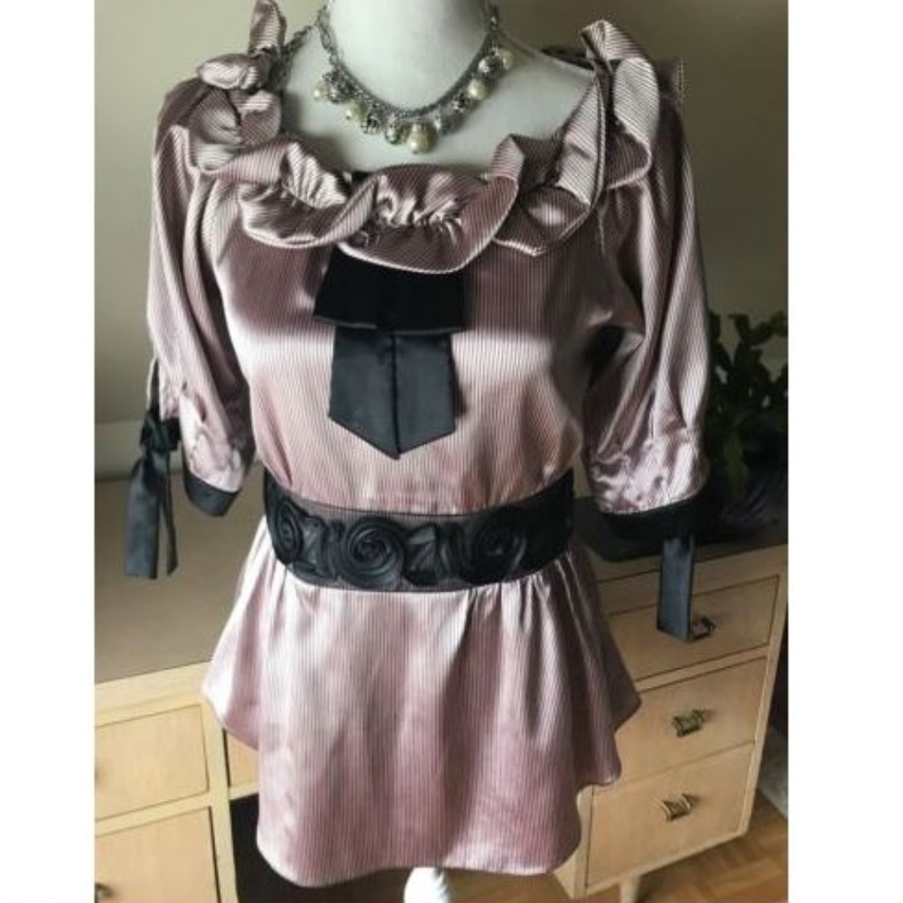 Satin Striped Shirt with Lace Trim, Puff Sleeve, M